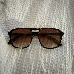 Quay on the fly sunglasses